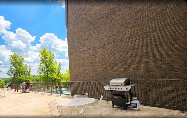 4343 N Clarendon Street 2110, Chicago, IL 60613