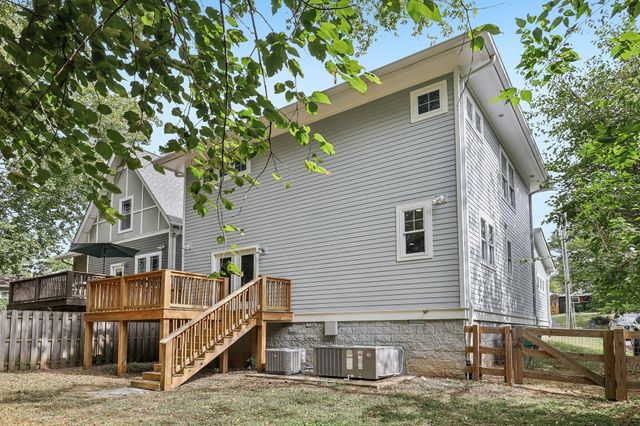 1902B Valley Park Dr, Nashville, TN 37216