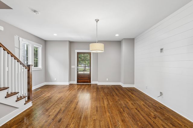 1902B Valley Park Dr, Nashville, TN 37216