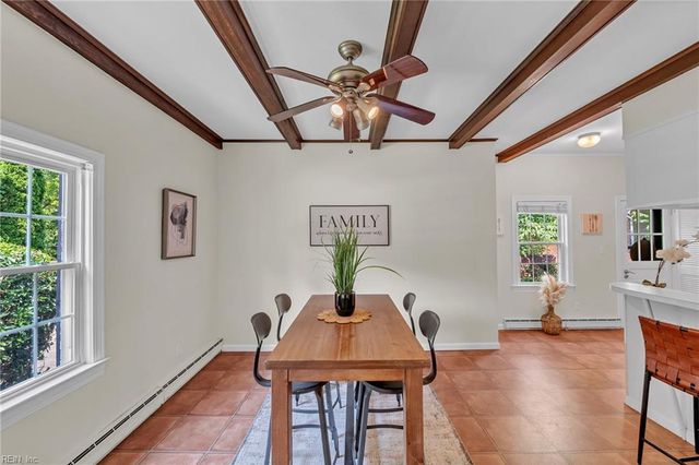 239 Shoe LN, Newport News, VA 23606