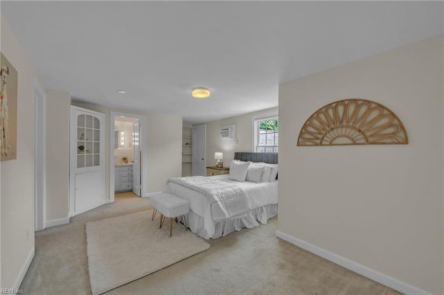 239 Shoe LN, Newport News, VA 23606