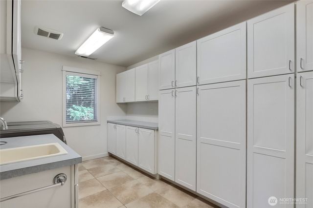 1207 Adams Street, Steilacoom, WA 98388