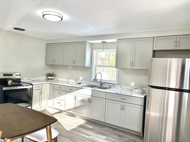 338 RIVER DRIVE, Appleton, WI 54915