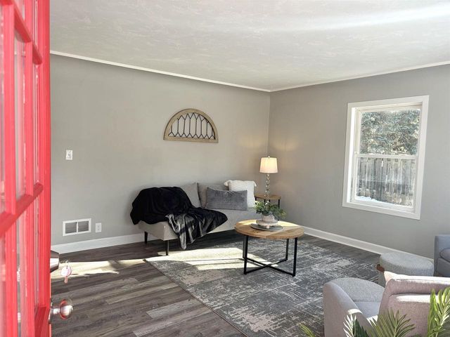 338 RIVER DRIVE, Appleton, WI 54915