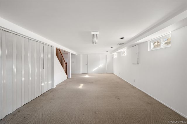 24 Elderberry Road, Syosset, NY 11791