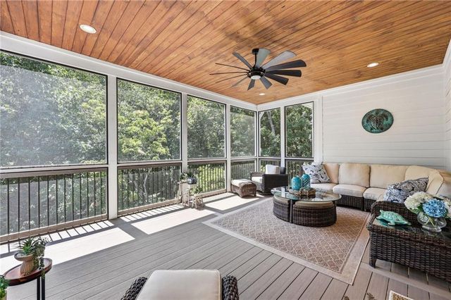 6022 Windjammer Way, Gainesville, GA 30506