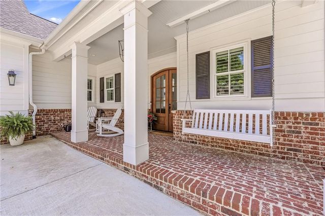 6022 Windjammer Way, Gainesville, GA 30506