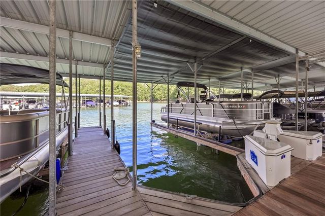 6022 Windjammer Way, Gainesville, GA 30506