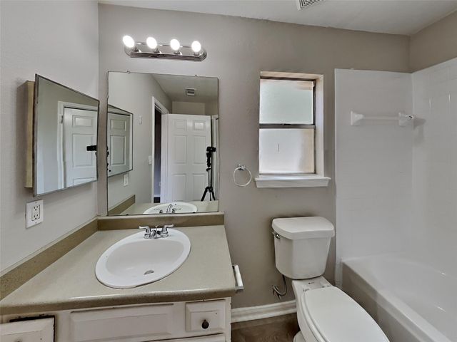 3115 Kelling Street, Houston, TX 77045