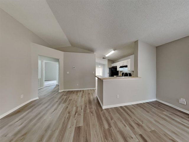 3115 Kelling Street, Houston, TX 77045