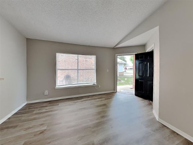 3115 Kelling Street, Houston, TX 77045