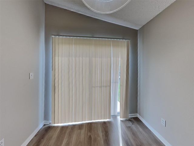 3115 Kelling Street, Houston, TX 77045