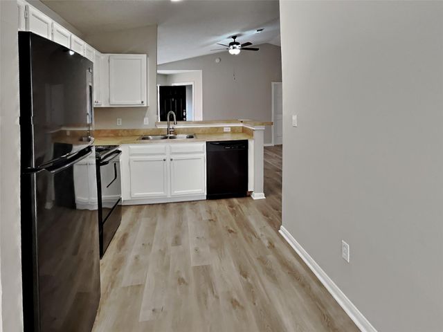 3115 Kelling Street, Houston, TX 77045