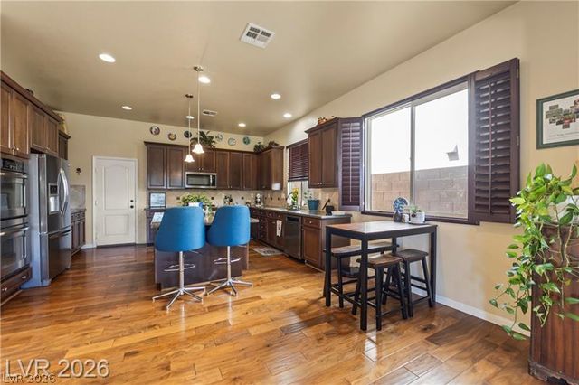 6864 Desert Island Street, Las Vegas, NV 89149