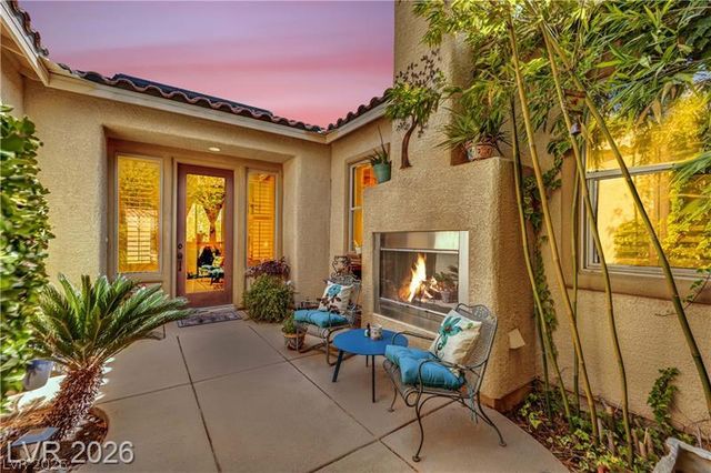 6864 Desert Island Street, Las Vegas, NV 89149