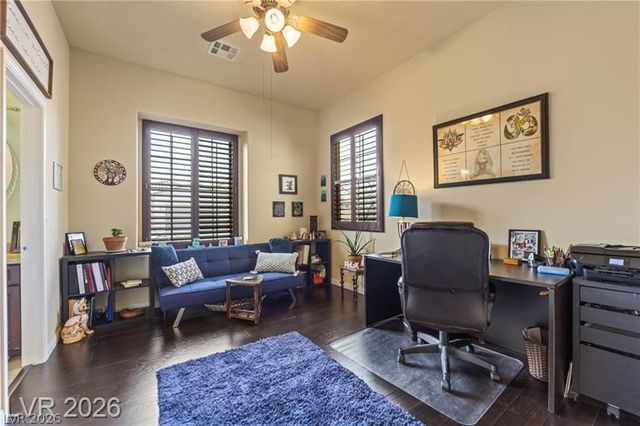 6864 Desert Island Street, Las Vegas, NV 89149