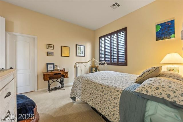 6864 Desert Island Street, Las Vegas, NV 89149