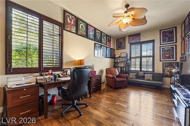 6864 Desert Island Street, Las Vegas, NV 89149