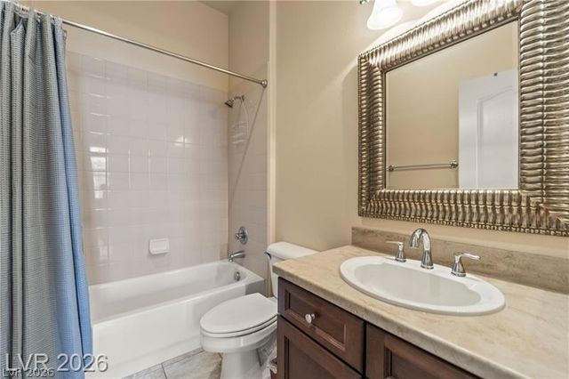 6864 Desert Island Street, Las Vegas, NV 89149