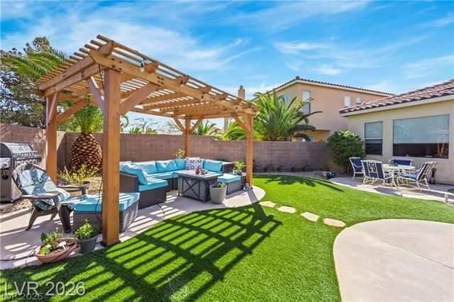 6864 Desert Island Street, Las Vegas, NV 89149