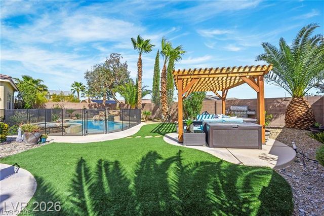 6864 Desert Island Street, Las Vegas, NV 89149