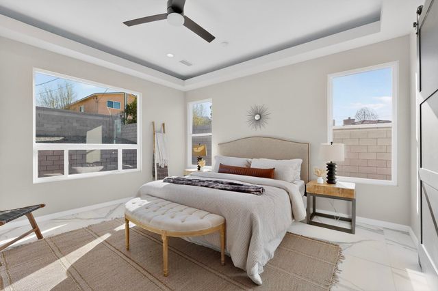 4504 Topaz Avenue NW, Albuquerque, NM 87114