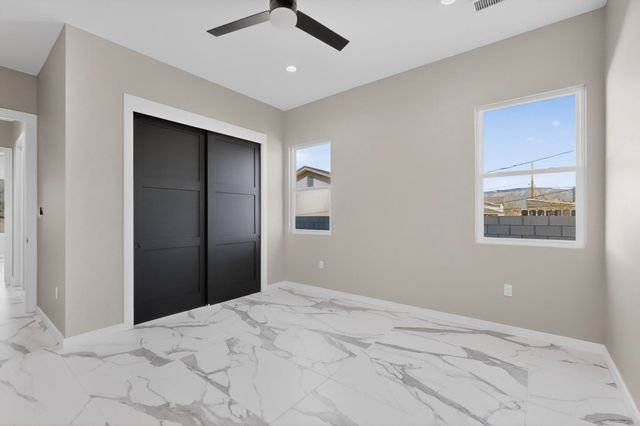 4504 Topaz Avenue NW, Albuquerque, NM 87114