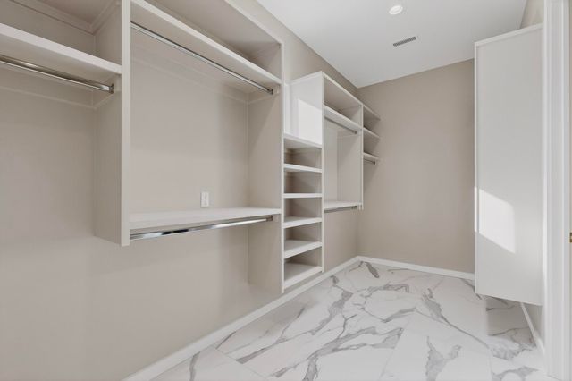 4504 Topaz Avenue NW, Albuquerque, NM 87114