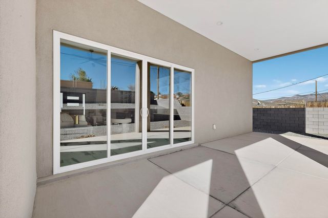 4504 Topaz Avenue NW, Albuquerque, NM 87114