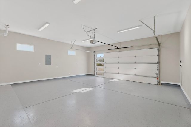 4504 Topaz Avenue NW, Albuquerque, NM 87114