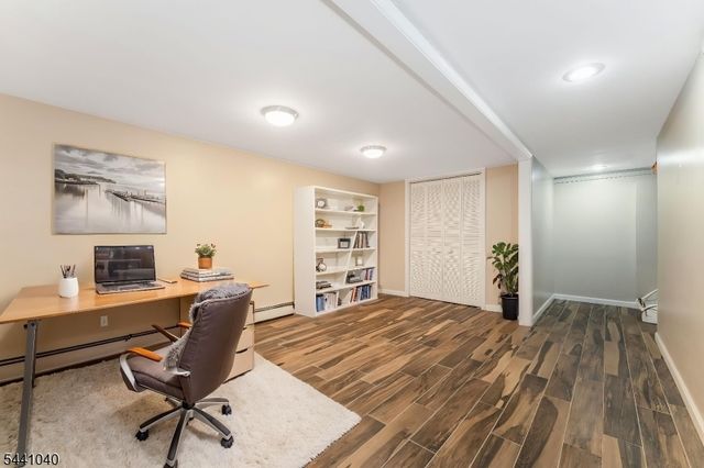 159 Old Clinton Rd, Raritan Twp., NJ 08822