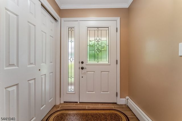 159 Old Clinton Rd, Raritan Twp., NJ 08822