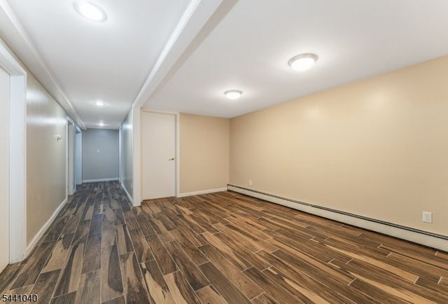 159 Old Clinton Rd, Raritan Twp., NJ 08822