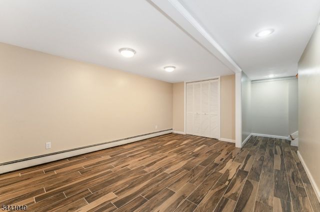 159 Old Clinton Rd, Raritan Twp., NJ 08822