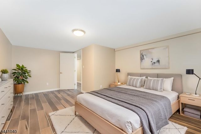 159 Old Clinton Rd, Raritan Twp., NJ 08822