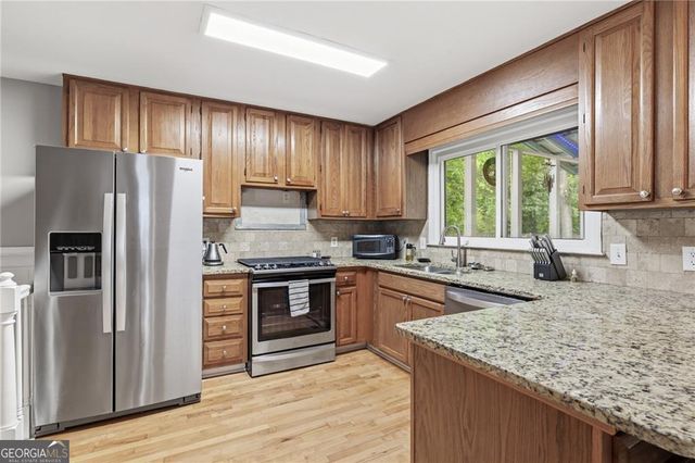 2111 Cornerstone Lane SW, Marietta, GA 30064