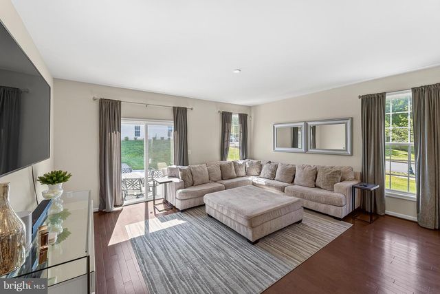 220 ALMOND DR, Stafford, VA 22554