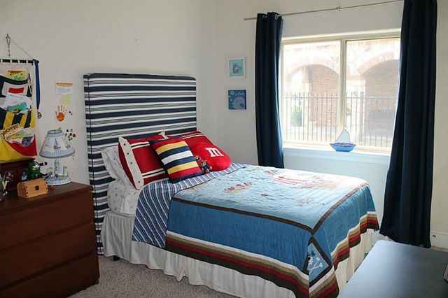 99 E Lasting Spring Circle, The Woodlands, TX 77389