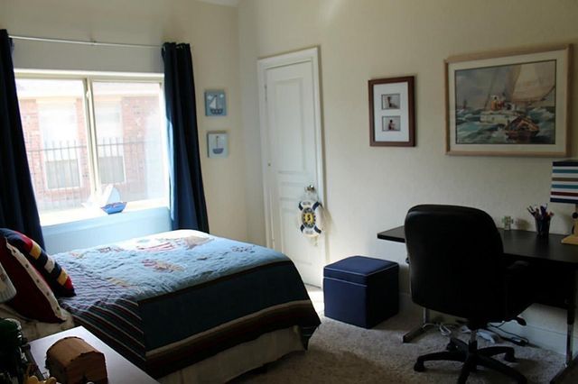 99 E Lasting Spring Circle, The Woodlands, TX 77389