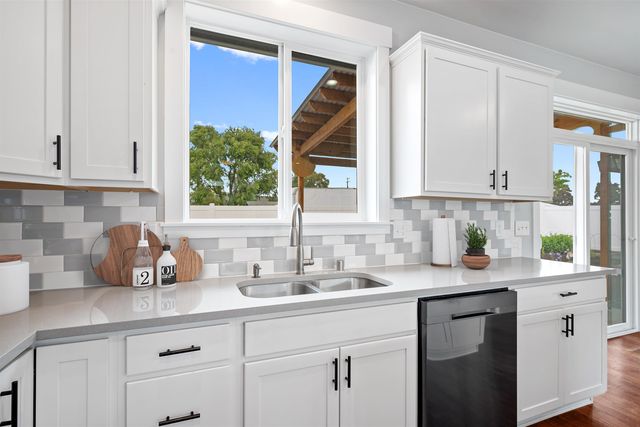 423 N Union Ln, Spokane Valley, WA 99206