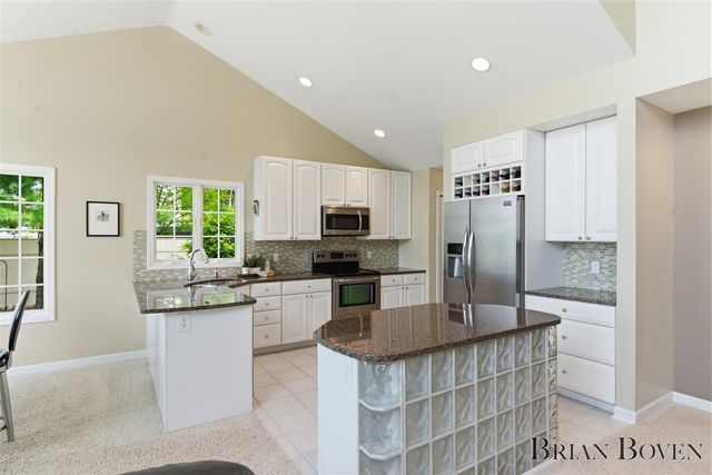 8789 Je Ne Be Drive, Rockford, MI 49341