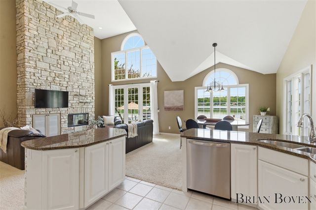 8789 Je Ne Be Drive, Rockford, MI 49341