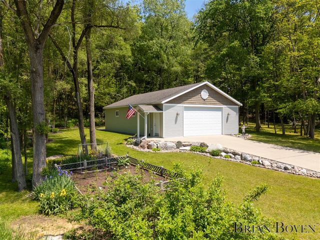 8789 Je Ne Be Drive, Rockford, MI 49341