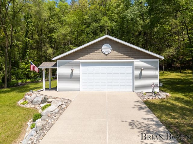 8789 Je Ne Be Drive, Rockford, MI 49341