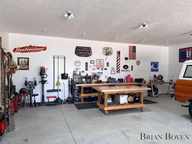 8789 Je Ne Be Drive, Rockford, MI 49341