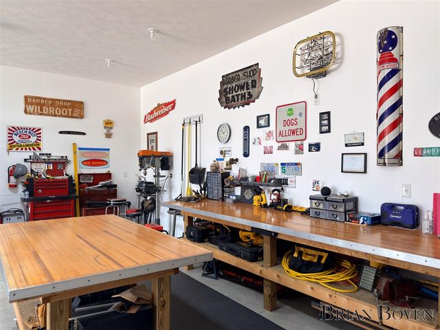 8789 Je Ne Be Drive, Rockford, MI 49341