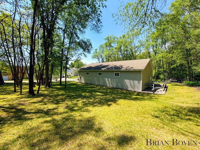 8789 Je Ne Be Drive, Rockford, MI 49341