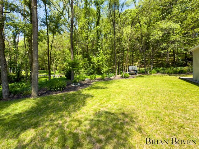 8789 Je Ne Be Drive, Rockford, MI 49341