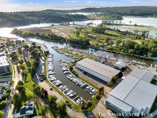 132 Wharfside 132, Grand Haven City, MI 49417