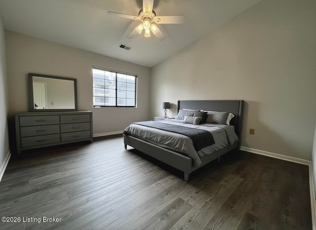 3805 Yardley Ct 208, Louisville, KY 40299